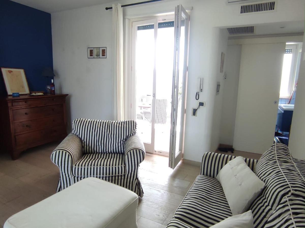 Grazioso Appartamento Vicino Al Mare San Cataldo  Εξωτερικό φωτογραφία